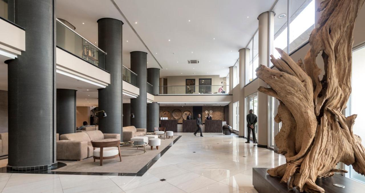 Hotel Avenida Maputo Buitenkant foto